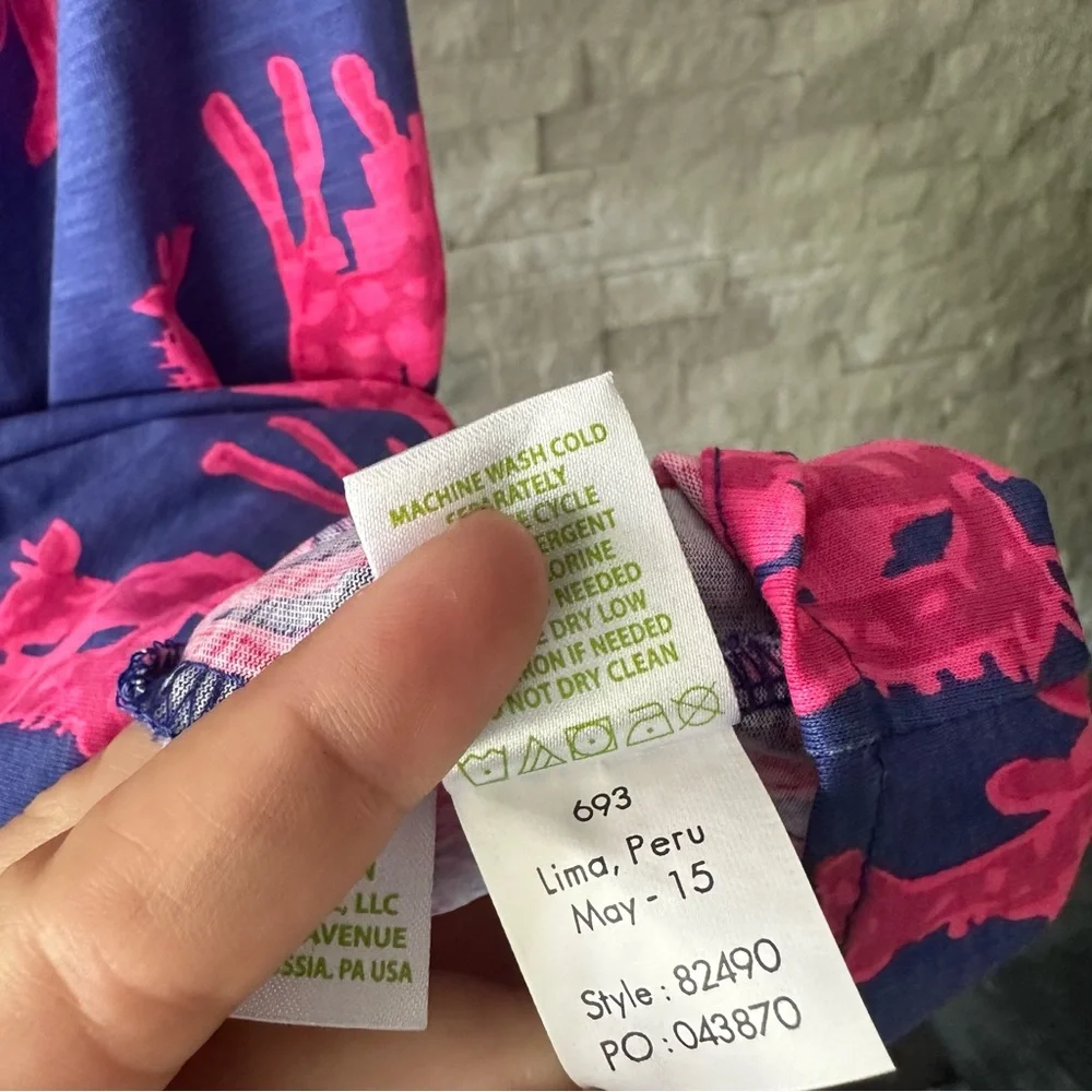 Lilly Pulitzer “Windsor” Pink Purple Neck in Neck Giraffe Print Size XS - Picture 6 of 7